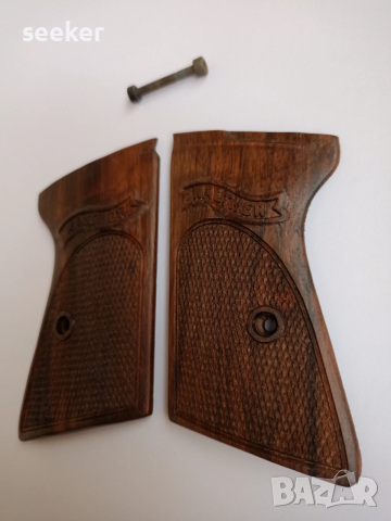 Орехови чирени за пистолет Walther PPK/E, снимка 3 - Оборудване и аксесоари за оръжия - 53716434