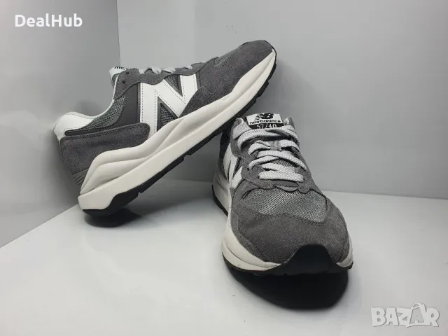 Маратонки New Balance 57/40

Носени един път ,като нови. 

Размер 43 стелка 27.5 см.

Цена 119 лв., снимка 3 - Маратонки - 47646357