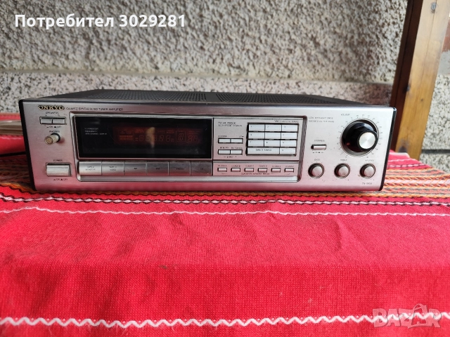 ресивър onkyo
