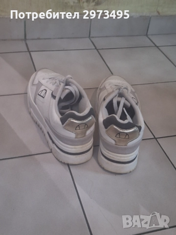 Продавам маратонки ellesse, снимка 2 - Маратонки - 51697584