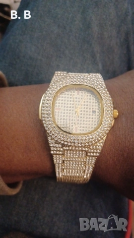 ЧАСОВНИК ОТ ВИСОК КЛАС В ЗЛАТЕН ЦВЯТ , снимка 2 - Луксозни - 53665487