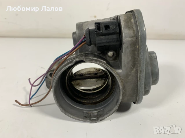 Дроселова клапа 1.9 TDI 105 к.с. (04-09)г. 038128063G, снимка 3 - Части - 51027593