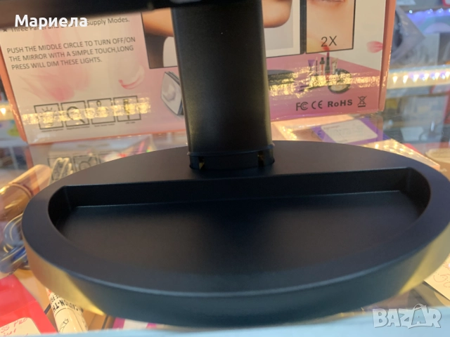 Козметично огледало с LED осветление и увеличение, снимка 6 - Други стоки за дома - 52155610