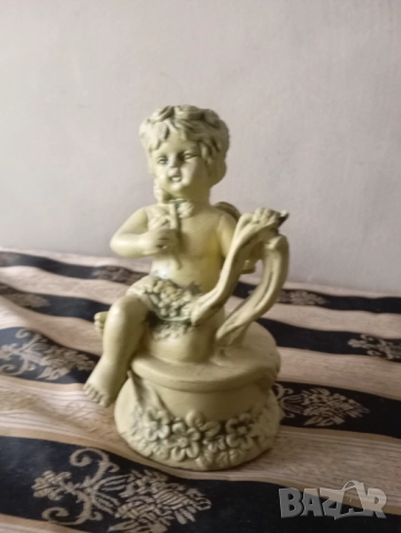 Керамична статуетка ангелче