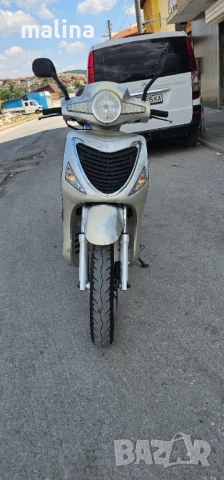 Скутер 125-кубика внос от Германия , снимка 4 - Мотоциклети и мототехника - 50968003