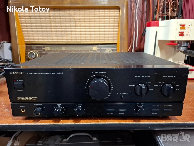 Продава се усилвател Kenwood KA-5010. 