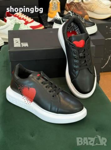 Оригинални дамски сникърси Love Moschino  259 лв., снимка 4 - Кецове - 51064807