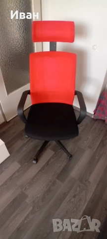 Стол за дома или офиса