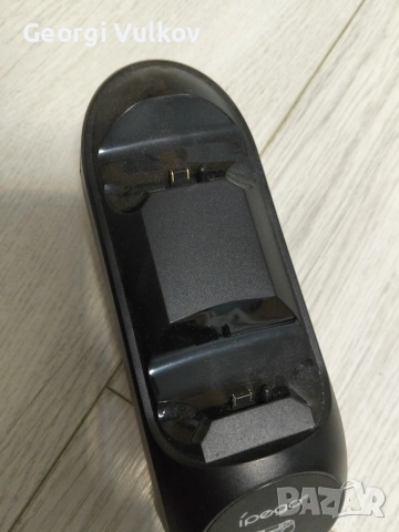 стойка за зареждане на джойстик на PlayStation 4, снимка 2 - Друга електроника - 53375019