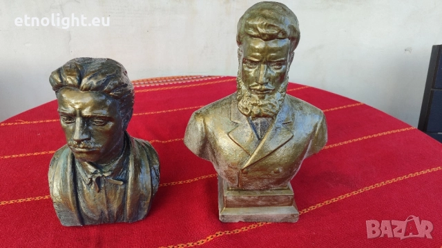 Бюстове на Христо Ботев и Васил Левски , снимка 11 - Статуетки - 52514835