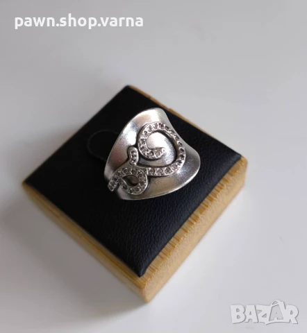 Сребърен пръстен с цирконий – 925 проба