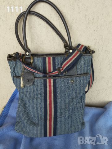 Чанта Tommy Hilfiger -отлична , снимка 1 - Чанти - 45634039