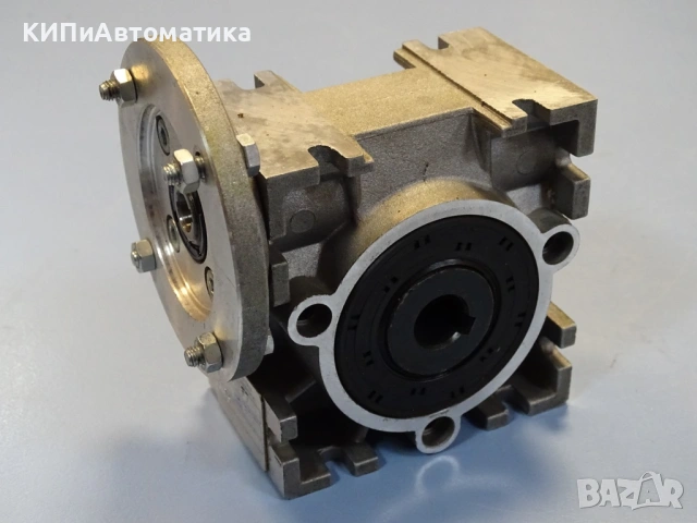 Червячен редуктор SITI MI 30 F7 Worm Reducer size-30 ratio-30, снимка 2 - Резервни части за машини - 53166180