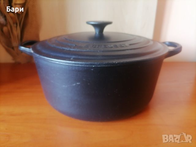 Le Creuset френска чугунена тенджера с капак , снимка 4 - Съдове за готвене - 43096492