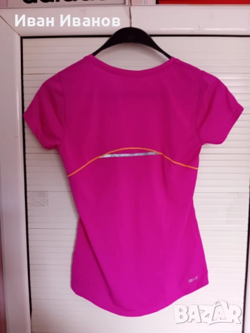 Оригинална дамска спортна тениска New Balance, снимка 2 - Тениски - 51750715
