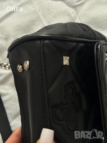 Чанта Guess, снимка 4 - Чанти - 53732622