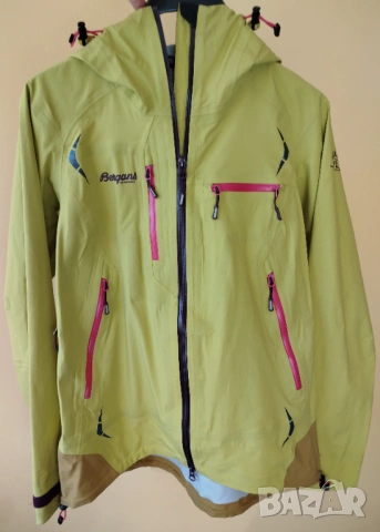 дамско яке Bergans of Norway, размер S, снимка 9 - Якета - 53844885