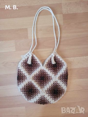 Дамски ръчно плетени чанти, снимка 5 - Чанти - 46410630