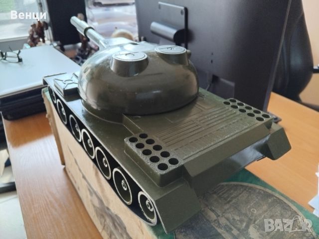 Голяма метална играчка СССР ТАНК Т-54 с кутия, снимка 4 - Колекции - 45725803