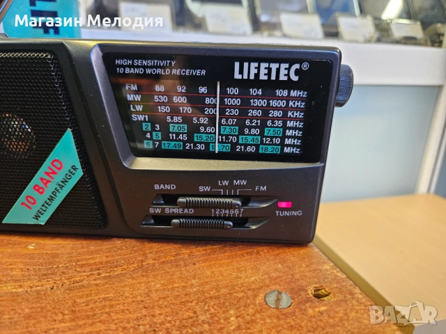 Радио LIFETEC LT 7514 В отлично техническо и визуално състояние., снимка 2 - Радиокасетофони, транзистори - 52387366