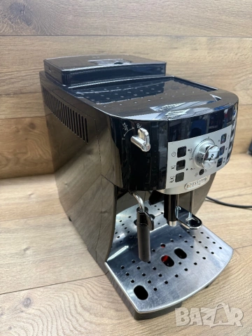 Продавам Кафемашина Delonghi MagnificaS Type:ECAM22.110.B, снимка 3 - Кафемашини - 54098031