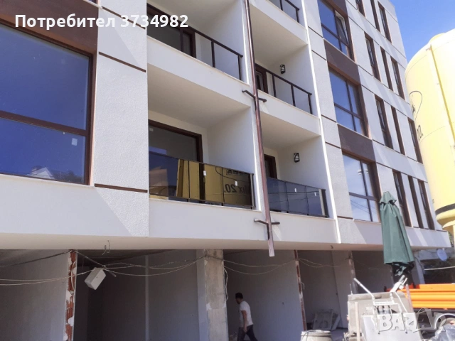 Търся Монтажници на парапети барос вижън 7600 и 2210 стъклодържач и ръкохфатка, снимка 2 - Строителни работници - 53708148