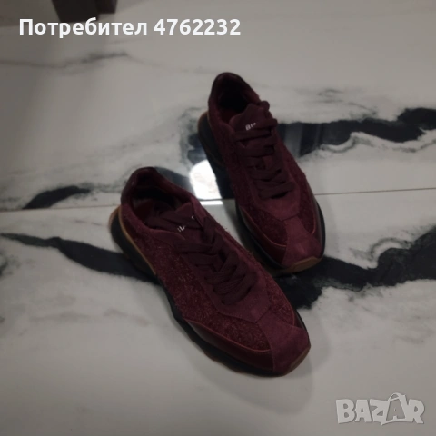 Дамски спортни обувки 