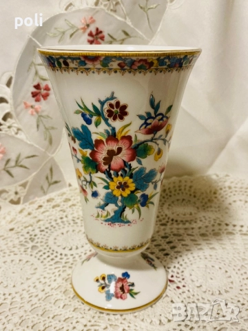 порцеланова ваза, снимка 2 - Вази - 51926476