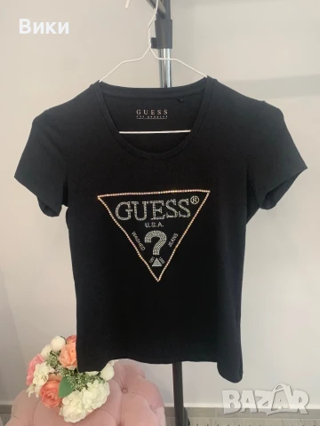 Тениска Guess размер М, подходяща и за S, снимка 7 - Тениски - 50593734