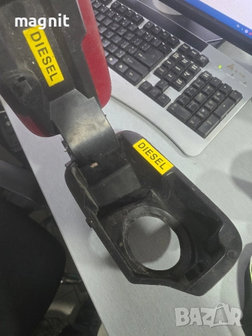 9681446680 Вратичка Капачка Резервоар Citroen Berlingo II 2008-2018, снимка 2 - Части - 52883931