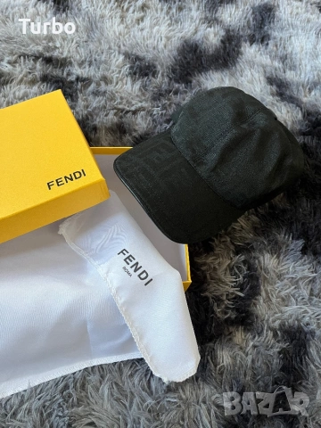 Fendi шапка, снимка 2 - Шапки - 53879406