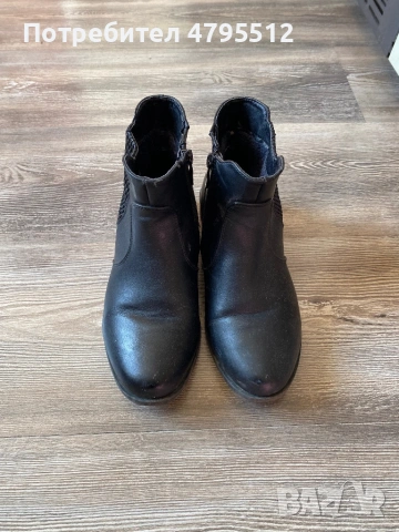 Ботушки за момиче номер 36