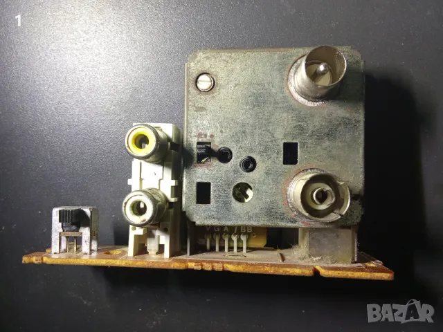 RF модулатор Sharp, снимка 1