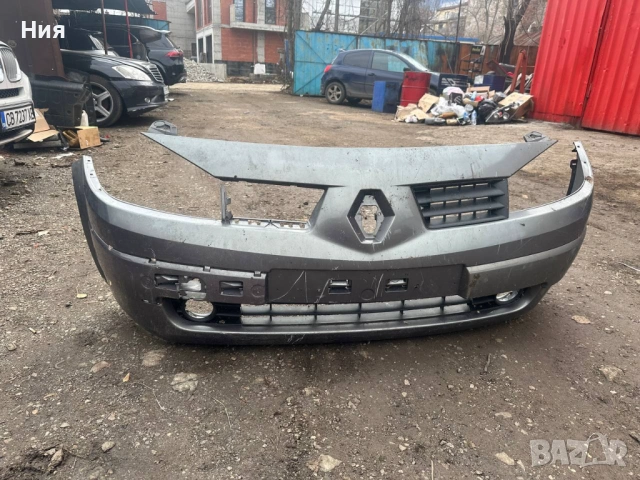 Здрава оригинална предна броня Renault Megane2, снимка 3 - Части - 53506980