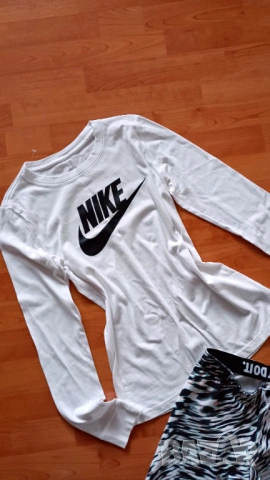 Nike оригинален сет, снимка 2 - Спортни екипи - 53017055