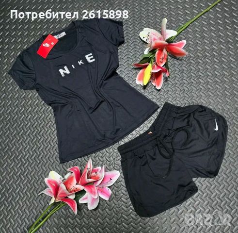 Дамски екипи Nike, снимка 4 - Комплекти - 46004501
