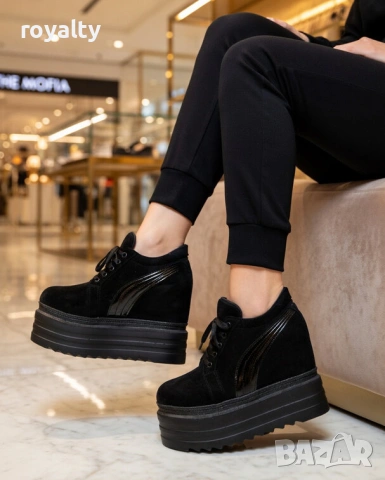 Кецове на платформа - черен велур и лак, снимка 2 - Кецове - 54028885
