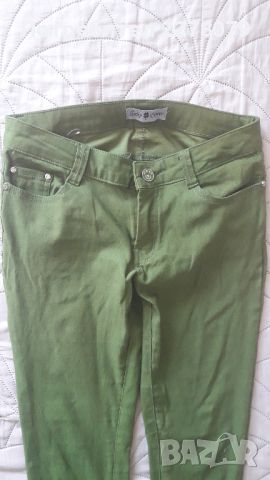 Дамски зелен панталон с ниска талия, снимка 2 - Панталони - 45685480