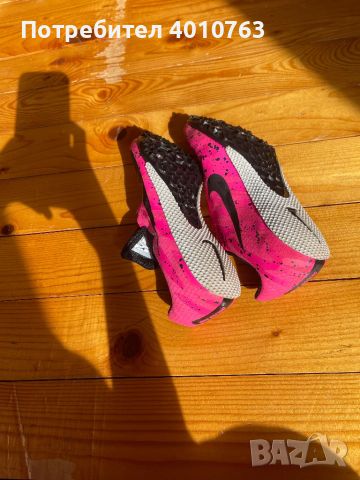 Розови шпайкове на Nike за лека атлетика