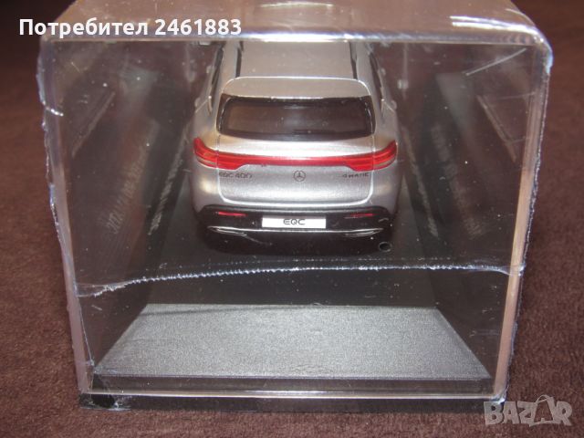 1/43 Spark дилърски модел B66963754 Mercedes EQC - SUV - N293. Нов, снимка 5 - Колекции - 46497856