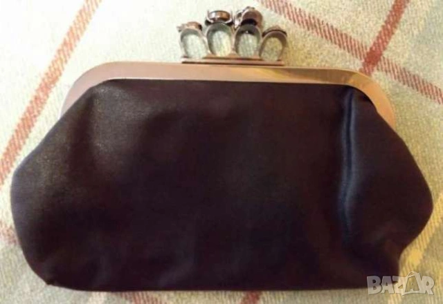 Дамска чанта Alexander McQueen кожена чантичка