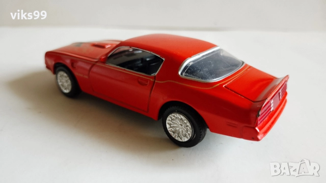 Pontiac Firebird Trans Am 1977 Motormax - Мащаб 1:43, снимка 3 - Колекции - 52403345