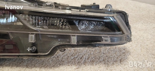 десен лед фар за Тойота Корола , снимка 3 - Части - 54282202