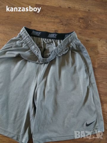 Nike Dry fit - страхотни мъжки панталони ХЛ КАТО НОВИ, снимка 1 - Спортни дрехи, екипи - 46797540