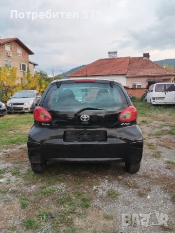 Toyota Aygo 1.0 бензин , снимка 2 - Автомобили и джипове - 53517278