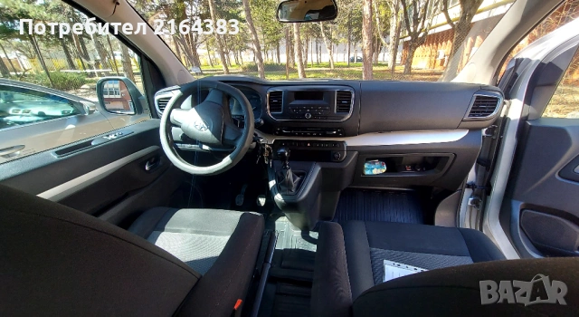 Пътнически бус Тойота 7+1, снимка 2 - Бусове и автобуси - 53614967