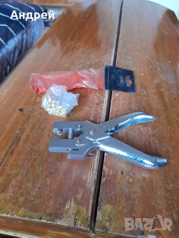 Стари клещи за копчета, снимка 2 - Антикварни и старинни предмети - 53903591
