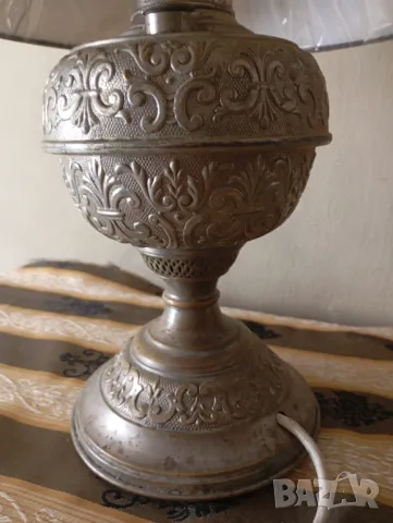 Стара настолна лампа, снимка 2 - Настолни лампи - 49749052