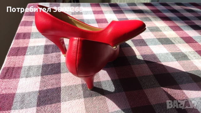 Елегантни дамски обувки с висок ток, снимка 3 - Дамски обувки на ток - 53665713