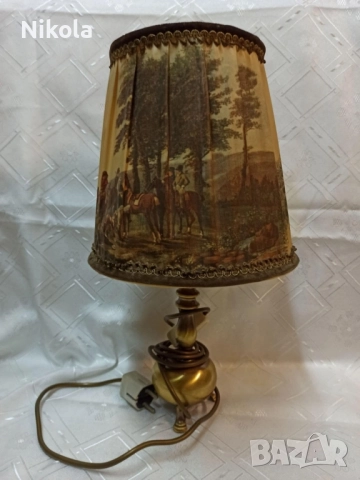 Немска стилна месингова нощна лампа с ловни сцени 43 см височина 
